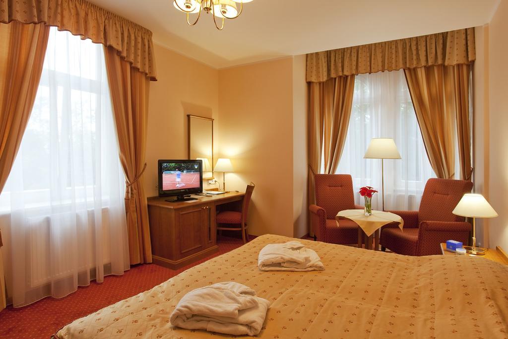 Hotel Ensana Vltava Mariańskie Łaźnie Pokój zdjęcie