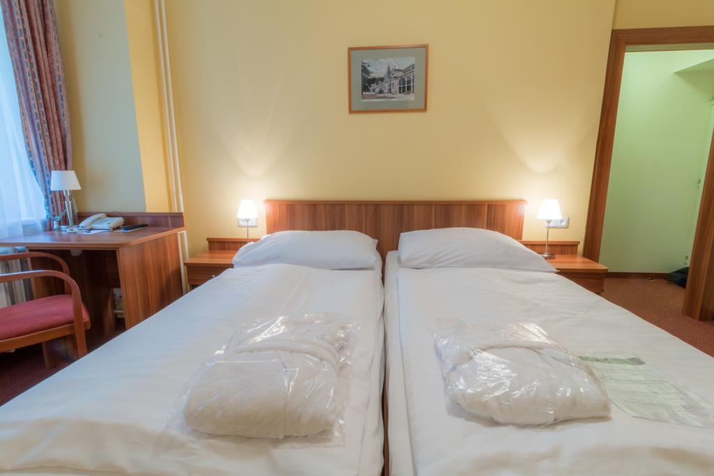Hotel Ensana Vltava Mariańskie Łaźnie Zewnętrze zdjęcie
